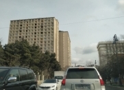 İcarəyə verilir 4 otaqlı 141 m2 yeni tikili İnşaatçılar m.