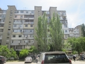 Satılır 2 otaqlı 60 m2 köhnə tikili 8 mkr