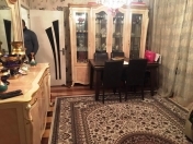 Satılır 2 otaqlı 33 m2 köhnə tikili Elmlər Akademiyası m.