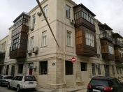 İcarəyə verilir 5 otaqlı 200 m2 ofis Daxili İşlər Nazirliyi