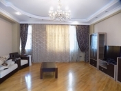 İcarəyə verilir 3 otaqlı 130 m2 yeni tikili Neftçilər m.