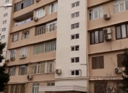 Satılır 5 otaqlı 130 m2 yeni tikili 8 mkr