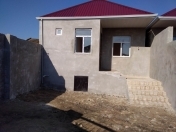 Satılır 3 otaqlı 70 m2 həyət evi Binə