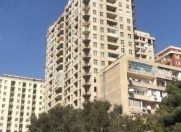 Satılır 4 otaqlı 186 m2 yeni tikili Gənclik m.