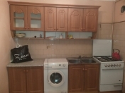 Satılır 3 otaqlı 85 m2 köhnə tikili Ayna Sultanova heykəli