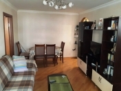 Satılır 2 otaqlı 43 m2 köhnə tikili Elmlər Akademiyası m.