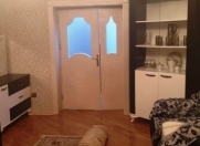 İcarəyə verilir 4 otaqlı 80 m2 köhnə tikili Elmlər Akademiyası m.