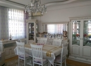 Satılır 4 otaqlı 165 m2 yeni tikili Qara Qarayev m.