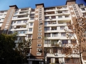 Satılır 3 otaqlı 90 m2 köhnə tikili 9 mkr