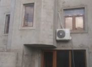 Satılır 6 otaqlı 310 m2 həyət evi Badamdar