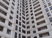 Satılır 3 otaqlı 182 m2 yeni tikili Axundov bağı