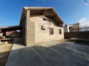 Satılır 6 otaqlı 360 m2 bağ evi Xaşaxuna