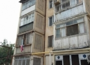 Satılır 2 otaqlı 45 m2 köhnə tikili 8 mkr