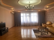 İcarəyə verilir 3 otaqlı 160 m2 yeni tikili Gənclik m.