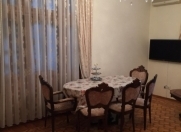 İcarəyə verilir 3 otaqlı 80 m2 köhnə tikili Ədliyyə Nazirliyi