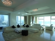 İcarəyə verilir 3 otaqlı 170 m2 yeni tikili Sahil m.