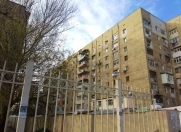 Satılır 3 otaqlı 75 m2 köhnə tikili Bakı Dövlət Universiteti