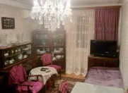 Satılır 2 otaqlı 50 m2 köhnə tikili Elmlər Akademiyası m.