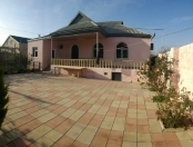 Satılır 4 otaqlı 120 m2 həyət evi Saray