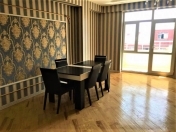 Satılır 4 otaqlı 142 m2 yeni tikili İnşaatçılar m.