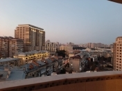 İcarəyə verilir 4 otaqlı 215 m2 yeni tikili Nizami m.