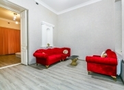 İcarəyə verilir 3 otaqlı 85 m2 köhnə tikili Sahil m.