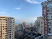 İcarəyə verilir 4 otaqlı 190 m2 yeni tikili Elmlər Akademiyası m.