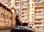 Satılır 3 otaqlı 100 m2 yeni tikili Gənclik m.