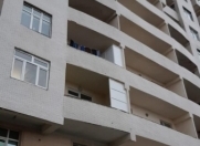 Satılır 3 otaqlı 135 m2 yeni tikili Bakıxanov