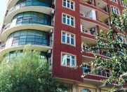 Satılır 2 otaqlı 85 m2 yeni tikili Nəriman Nərimanov m.