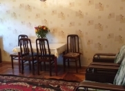 Satılır 3 otaqlı 82 m2 köhnə tikili Qara Qarayev m.