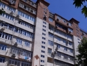 Satılır 3 otaqlı 90 m2 köhnə tikili 8 mkr