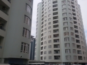 Satılır 4 otaqlı 210 m2 yeni tikili 28 May m.