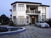 İcarəyə verilir 4 otaqlı 250 m2 bağ evi Şüvəlan