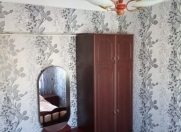 Satılır 2 otaqlı 45 m2 köhnə tikili Elmlər Akademiyası m.