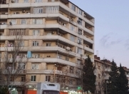 Satılır 3 otaqlı 64 m2 köhnə tikili 8 km