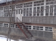 Satılır 3 otaqlı 100 m2 həyət evi Şəki