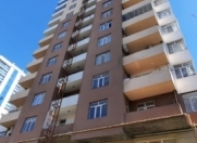 Satılır 1 otaqlı 60 m2 yeni tikili Qara Qarayev m.