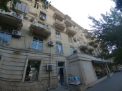 İcarəyə verilir 3 otaqlı 100 m2 köhnə tikili Elmlər Akademiyası m.