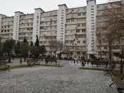 Satılır 3 otaqlı 80 m2 köhnə tikili Gənclik m.