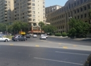 İcarəyə verilir 3 otaqlı 140 m2 yeni tikili Nizami m.