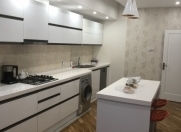 Satılır 3 otaqlı 128 m2 yeni tikili Həzi Aslanov