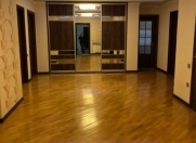 Satılır 4 otaqlı 167 m2 yeni tikili 3 mkr