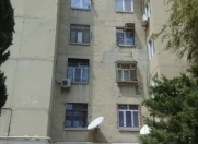 Satılır 3 otaqlı 80 m2 köhnə tikili 9 mkr