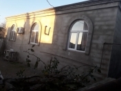 Satılır 4 otaqlı 130 m2 həyət evi Binə