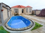 Satılır 4 otaqlı 140 m2 bağ evi Buzovna