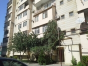 Satılır 5 otaqlı 123 m2 köhnə tikili 6 mkr