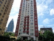 Satılır 4 otaqlı 215 m2 yeni tikili Səbail r.