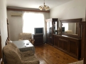 Satılır 2 otaqlı 50 m2 yeni tikili Qara Qarayev m.