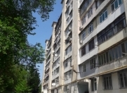 Satılır 3 otaqlı 90 m2 köhnə tikili İnşaatçılar m.